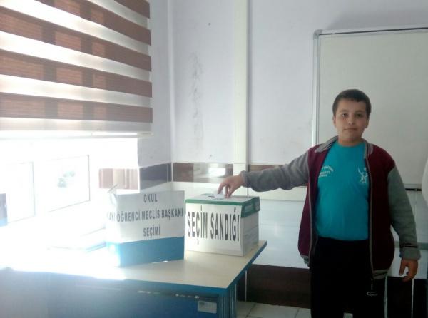 Okul Öğrenci Meclisi Başkanı Seçimleri